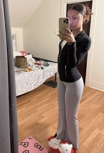 V ariee leaked private photo uncensored HD quality