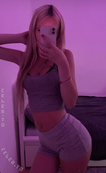 Abbyprivat leaked private photo uncensored HD quality