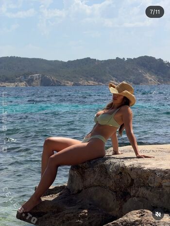 Adorable caro  page leaked private photo uncensored HD quality