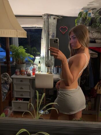 Aechisholm leaked private photo uncensored HD quality