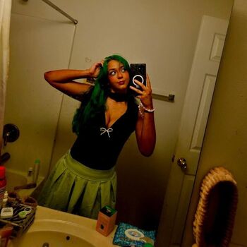 Airica demia  page leaked private photo uncensored HD quality