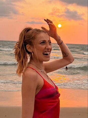 Alaiajeanneau leaked private photo uncensored HD quality