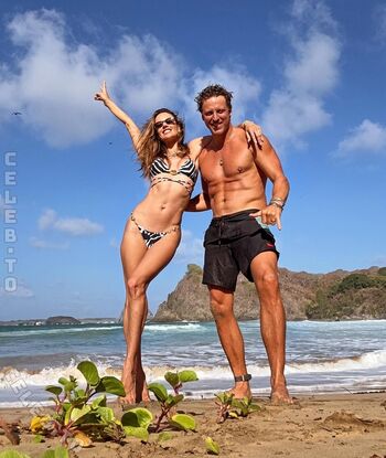 Alessandra ambrosio  page leaked private photo uncensored HD quality