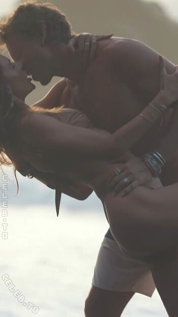 Alessandra ambrosio  page leaked private photo uncensored HD quality