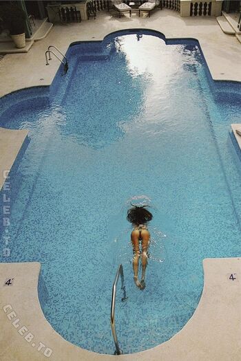 Alessandra ambrosio  page leaked private photo uncensored HD quality