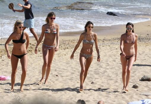 Alessandra ambrosio  page leaked private photo uncensored HD quality