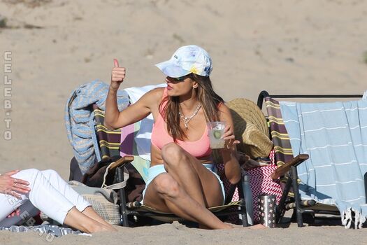 Alessandra ambrosio  page leaked private photo uncensored HD quality