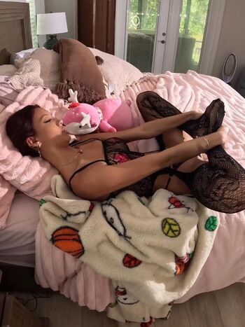 Alessandra liu  page leaked private photo uncensored HD quality