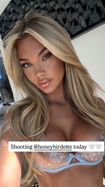 Alexa collins  page leaked private photo uncensored HD quality