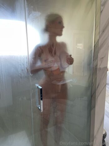 Allie dunn  page leaked private photo uncensored HD quality