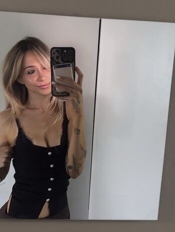 Allieesaur leaked private photo uncensored HD quality