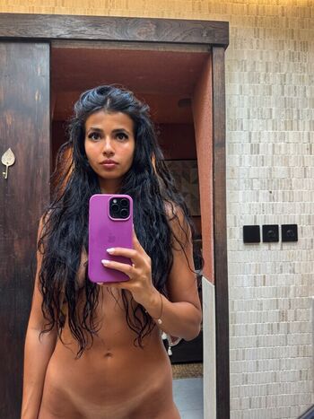 Ambra guiotto  page leaked private photo uncensored HD quality