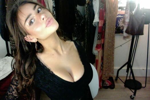 Ameliealbrow leaked private photo uncensored HD quality