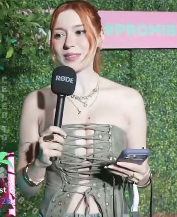 Annitheduck  page leaked private photo uncensored HD quality
