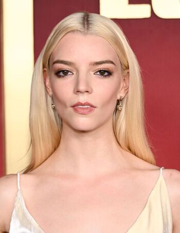 Anya taylor joy  page leaked private photo uncensored HD quality