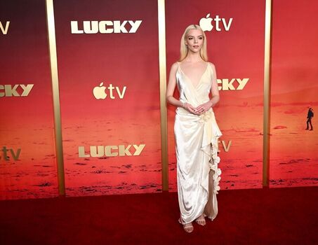 Anya taylor joy  page leaked private photo uncensored HD quality