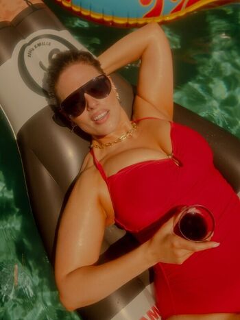 Ashley graham page leaked private photo uncensored HD quality