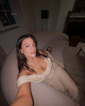 Ashley graham page leaked private photo uncensored HD quality