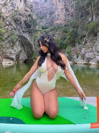 Aslihel page leaked private photo uncensored HD quality