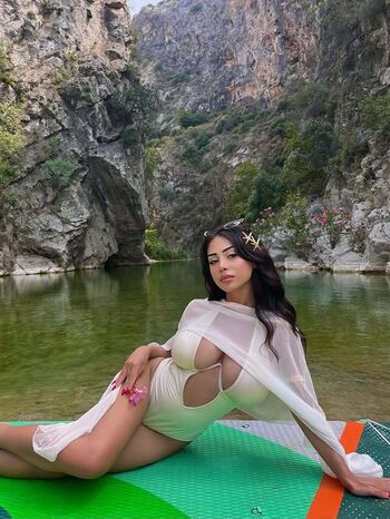 Aslihel page leaked private photo uncensored HD quality