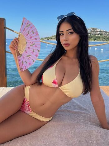 Aslihel page leaked private photo uncensored HD quality