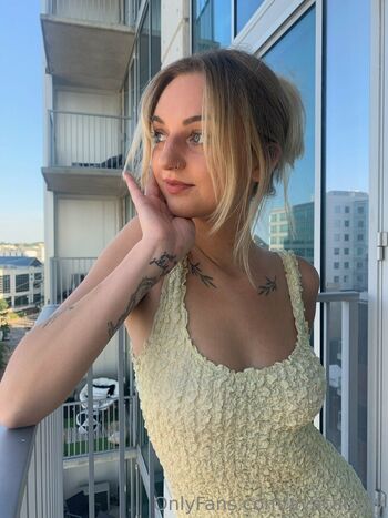 Avacanary leaked private photo uncensored HD quality