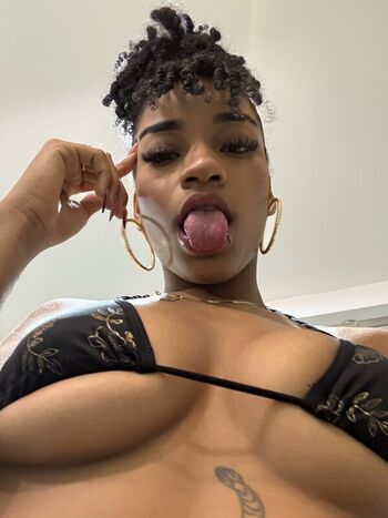 Avamystiquex leaked private photo uncensored HD quality
