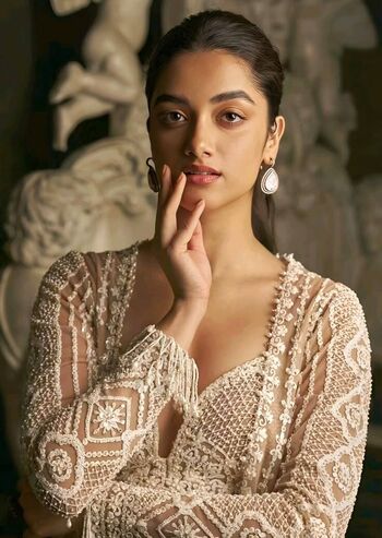 Bhagyashri leaked private photo uncensored HD quality