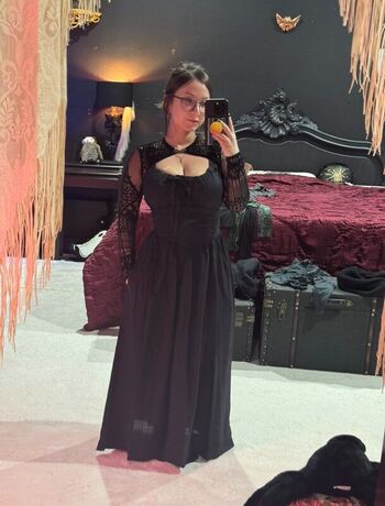 Bigtittygothegg  page leaked private photo uncensored HD quality