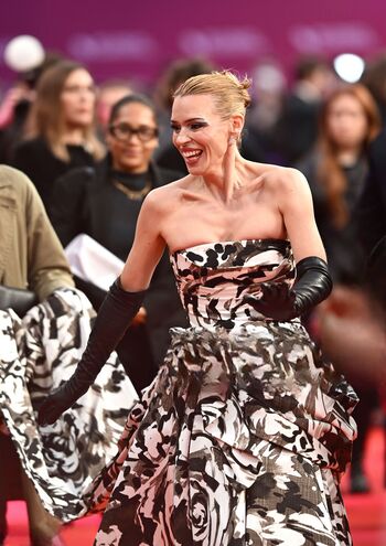 Billie piper page leaked private photo uncensored HD quality