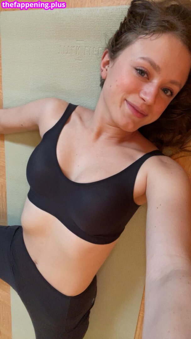 Autumnthrow leaked private photo uncensored HD quality