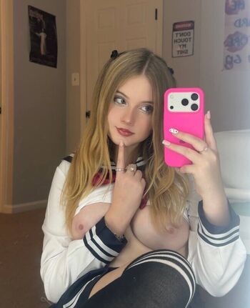 Bobbie moore page leaked private photo uncensored HD quality