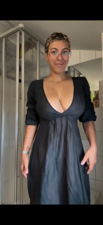 Bobbie moore page leaked private photo uncensored HD quality
