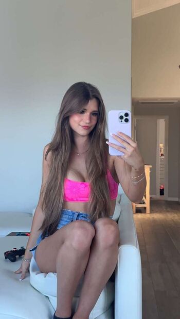 Brooke monk  page leaked private photo uncensored HD quality