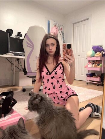 Bunnygirlbree  page leaked private photo uncensored HD quality