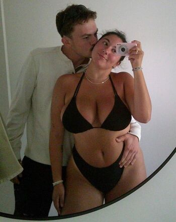 Bustybri page leaked private photo uncensored HD quality