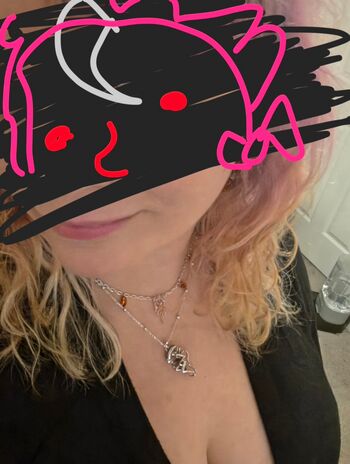 Camizole corzette leaked private photo uncensored HD quality