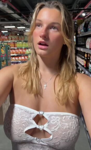 Carlyjane official page leaked private photo uncensored HD quality