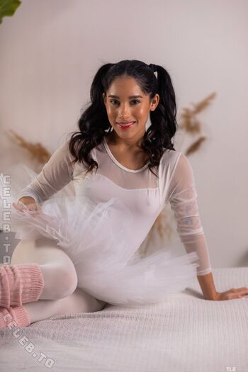 Carolina guerrero page leaked private photo uncensored HD quality