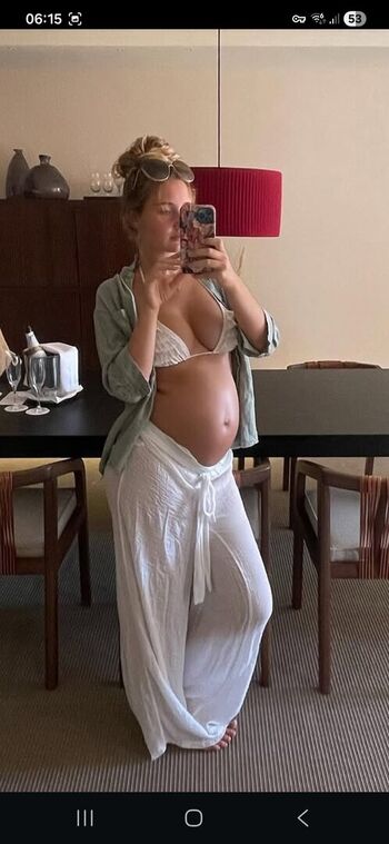 Carolinemarie leaked private photo uncensored HD quality