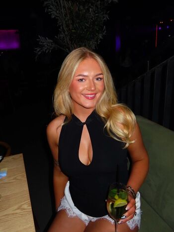 Cassiedavidsonx leaked private photo uncensored HD quality