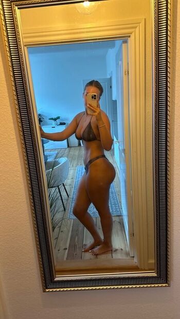 Cecilie hoyer page leaked private photo uncensored HD quality
