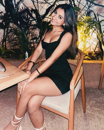 Chandni solanki leaked private photo uncensored HD quality