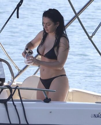 Charli xcx leaked private photo uncensored HD quality
