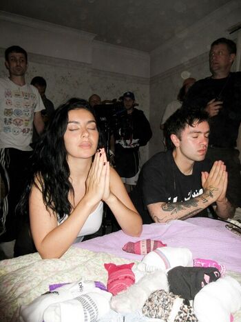 Charli xcx page leaked private photo uncensored HD quality