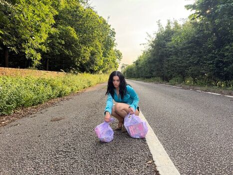 Charli xcx page leaked private photo uncensored HD quality