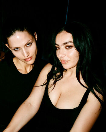 Charli xcx page leaked private photo uncensored HD quality