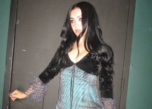 Charli xcx leaked private photo uncensored HD quality