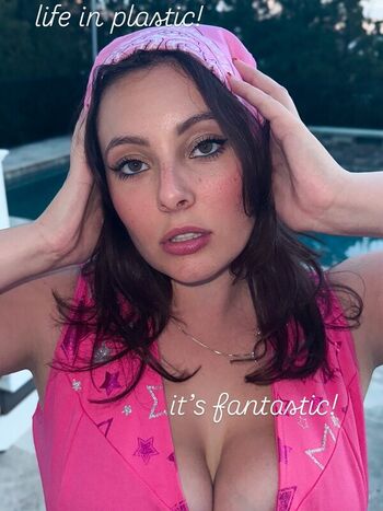 Christina green  page leaked private photo uncensored HD quality