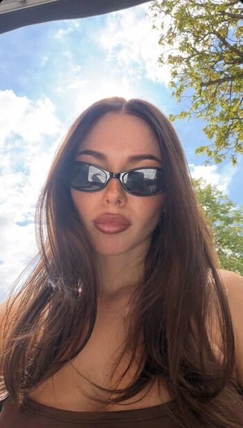 Clarissa bea page leaked private photo uncensored HD quality